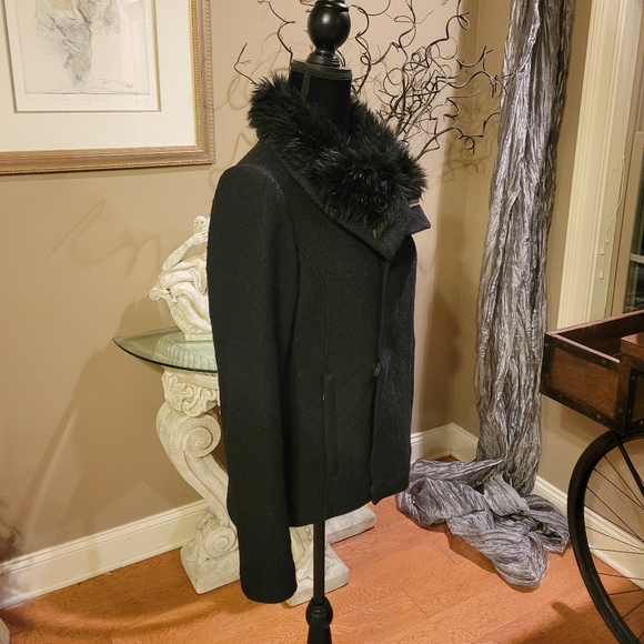 Bebe Wool Blend Faux Fur Collar Coat - Picture 4 of 15